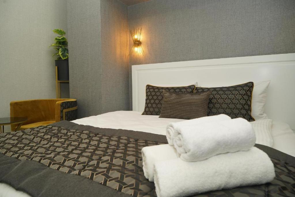 Park Milano Hotel إزمير المظهر الخارجي الصورة