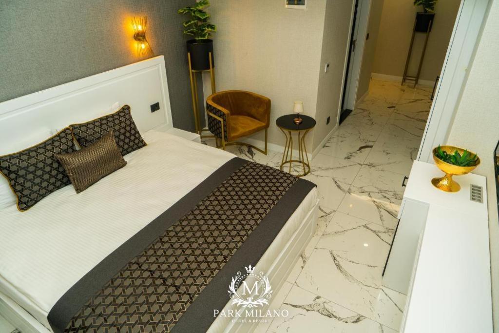 Park Milano Hotel إزمير المظهر الخارجي الصورة